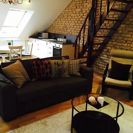 Old Town Traku Street Apartment