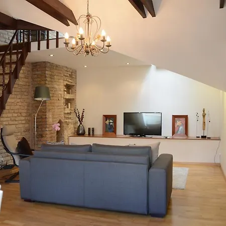 Old Town Traku Street Apartment